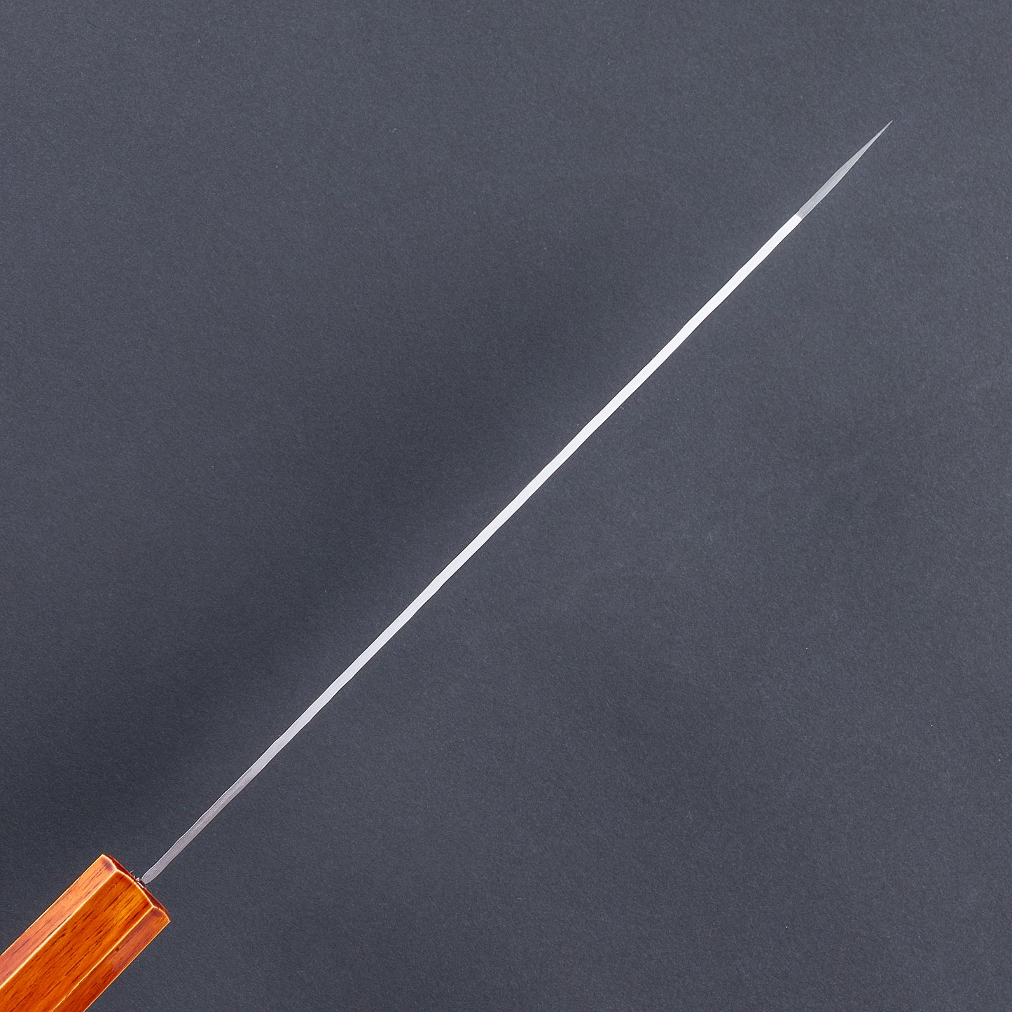 堺孝行　33層ダマスカス槌目　剣型牛刀190㎜　樫漆シリーズ　焼漆莉