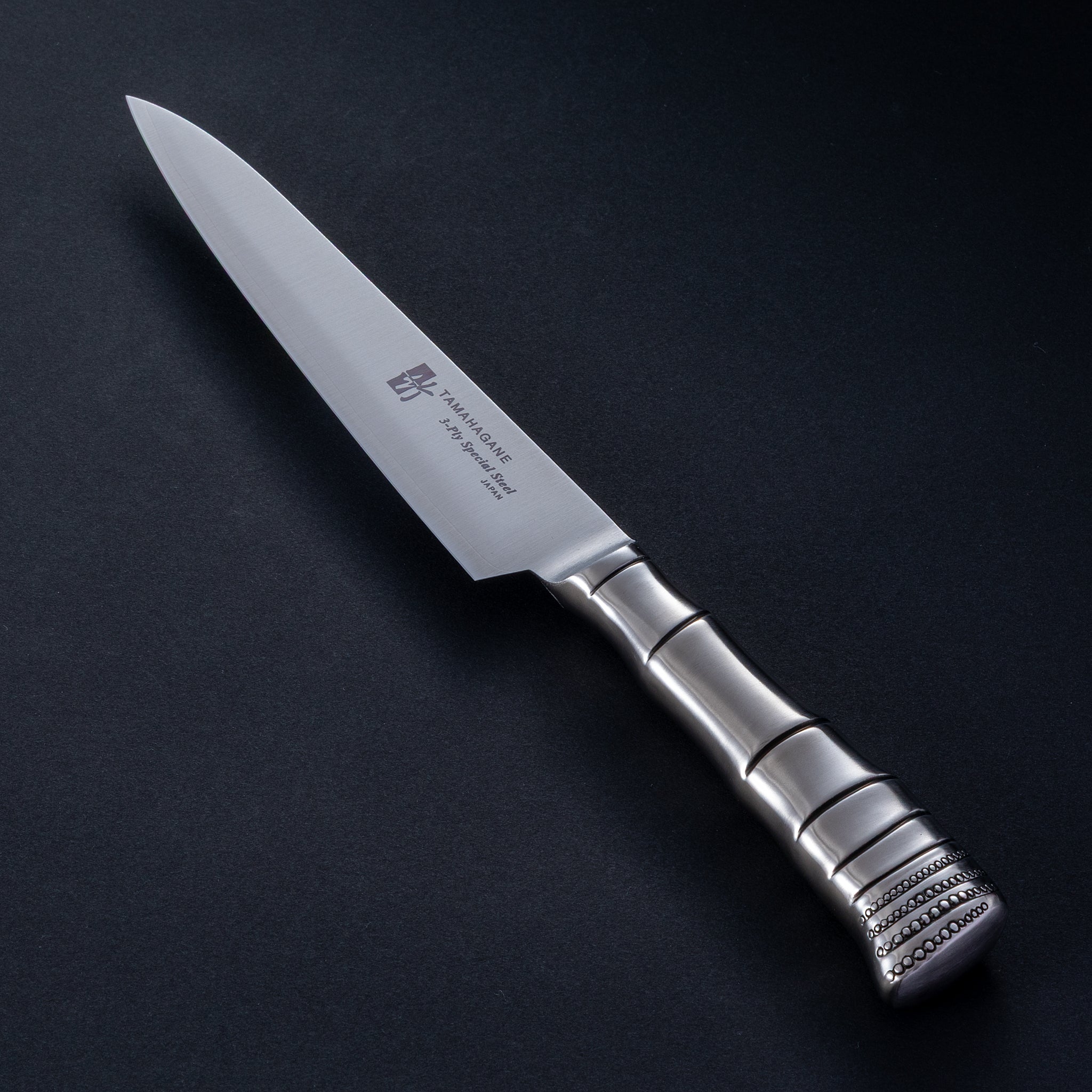 片岡製作所 特殊包丁 ブラック 240mm TAMAHAGANE 粲 燕 筋引き 粲 燕 牛刀 | 燕三条金物本舗