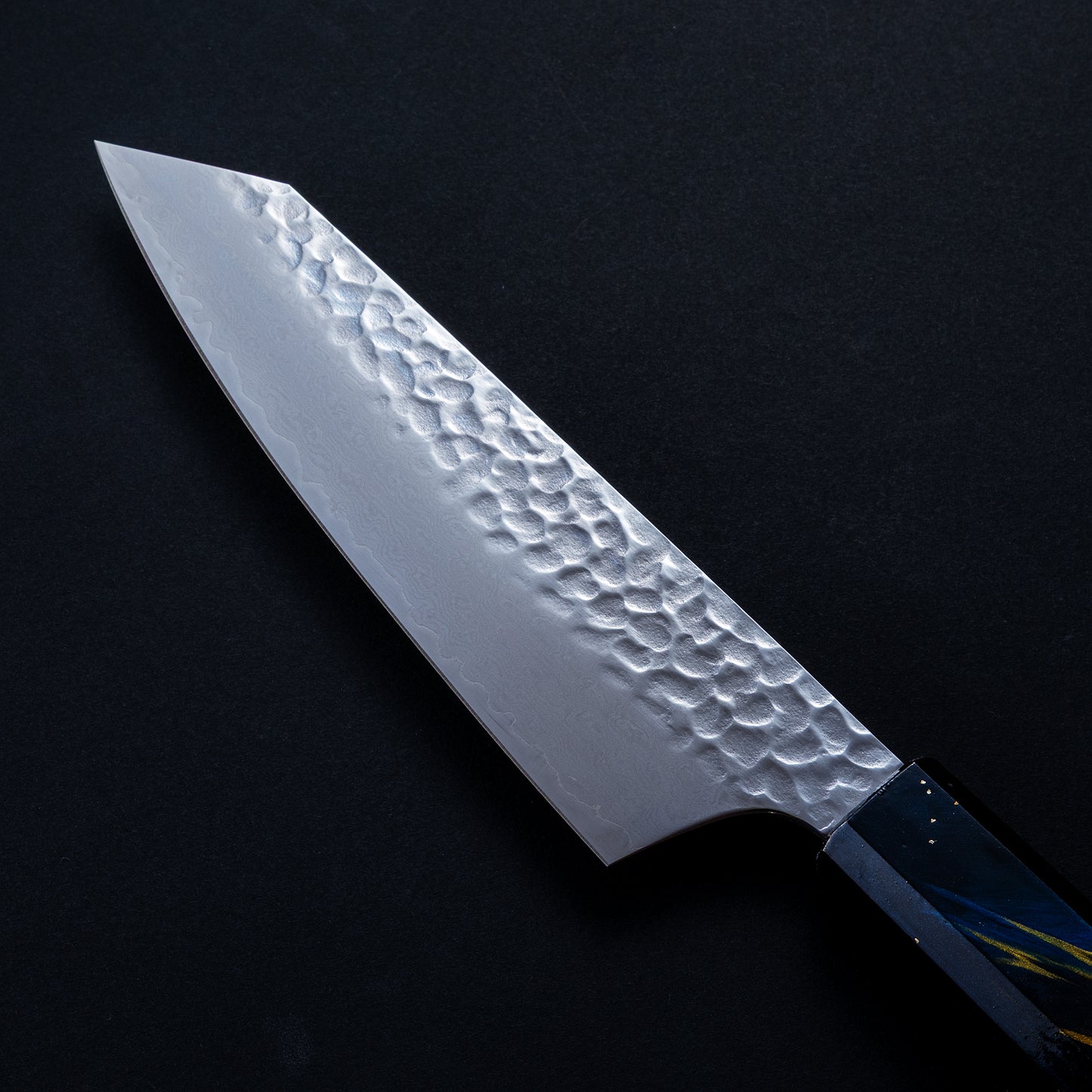 堺孝行　33層ダマスカス鋼　剣型三徳160㎜　樫漆シリーズ　彩宇